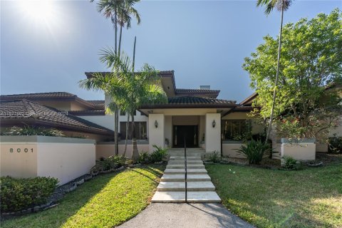 Casa en venta en Coral Gables, Florida, 4 dormitorios, 456.34 m2 № 1188904 - foto 6