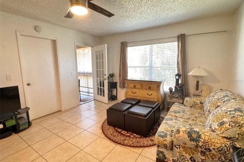 Condo in Ocala, Florida, 2 bedrooms  № 1343563 - photo 6