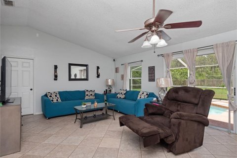 Villa ou maison à vendre à Kissimmee, Floride: 3 chambres, 114.08 m2 № 1343564 - photo 6