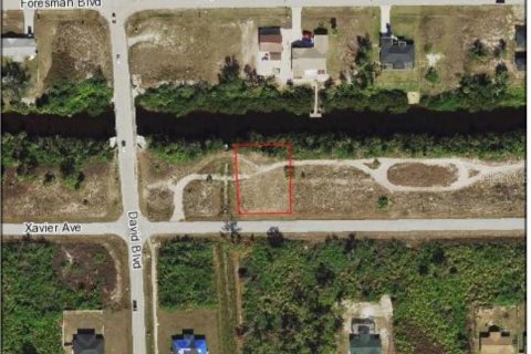 Terreno en venta en Port Charlotte, Florida № 1212325 - foto 1