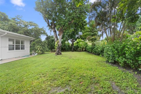 Villa ou maison à louer à Miami Shores, Floride: 3 chambres, 156.63 m2 № 1352080 - photo 6