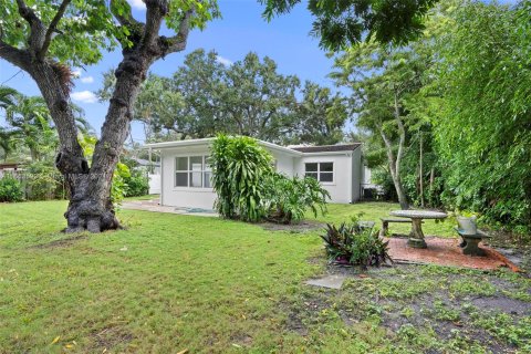 Villa ou maison à louer à Miami Shores, Floride: 3 chambres, 156.63 m2 № 1352080 - photo 4