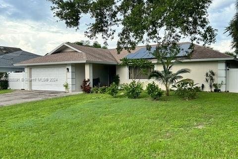 Casa en venta en Naples, Florida, 4 dormitorios, 157.66 m2 № 1352046 - foto 1