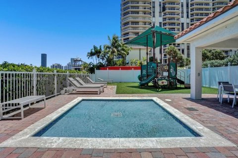 Condominio en venta en Aventura, Florida, 3 dormitorios, 303.23 m2 № 1352079 - foto 8