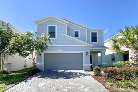 House in Kissimmee, Florida 7 bedrooms, 307.88 sq.m. № 1327347 - photo 1