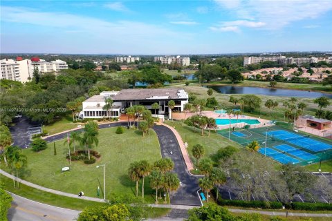 Copropriété à vendre à Lauderhill, Floride: 3 chambres, 147.06 m2 № 878130 - photo 6