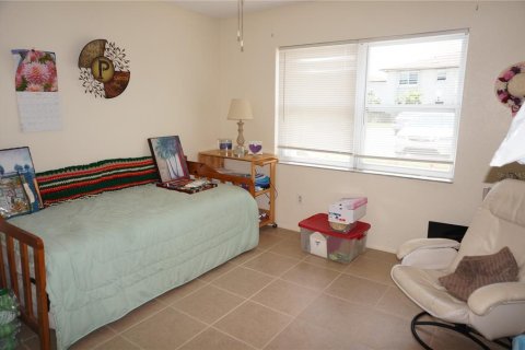 Condo in Punta Gorda, Florida, 2 bedrooms  № 466813 - photo 9