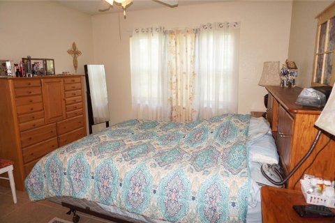 Condo in Punta Gorda, Florida, 2 bedrooms  № 466813 - photo 16