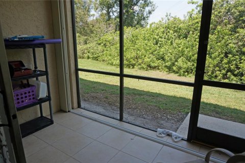 Condo in Punta Gorda, Florida, 2 bedrooms  № 466813 - photo 19