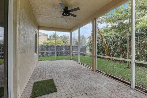 Villa ou maison à vendre à Coconut Creek, Floride: 4 chambres, 248.42 m2 № 950028 - photo 20