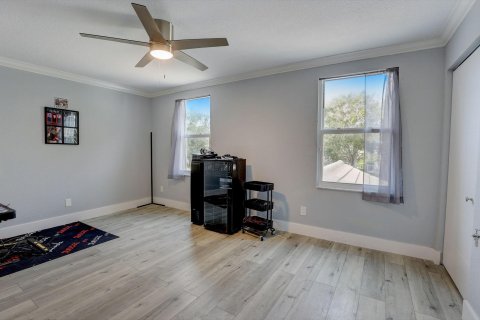 Casa en venta en Coconut Creek, Florida, 4 dormitorios, 248.42 m2 № 950028 - foto 24