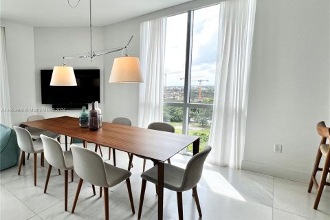 Copropriété à louer à North Miami Beach, Floride: 2 chambres, 181.9 m2 № 1348333 - photo 11