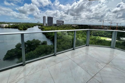 Copropriété à louer à North Miami Beach, Floride: 2 chambres, 181.9 m2 № 1348333 - photo 23