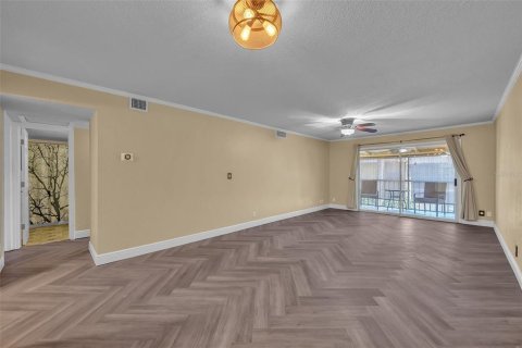 Condominio en venta en Orlando, Florida, 2 dormitorios, 92.34 m2 № 999575 - foto 6