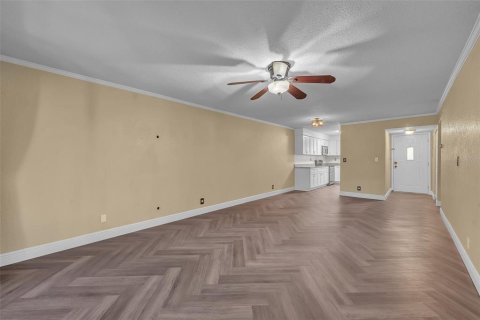Condominio en venta en Orlando, Florida, 2 dormitorios, 92.34 m2 № 999575 - foto 8