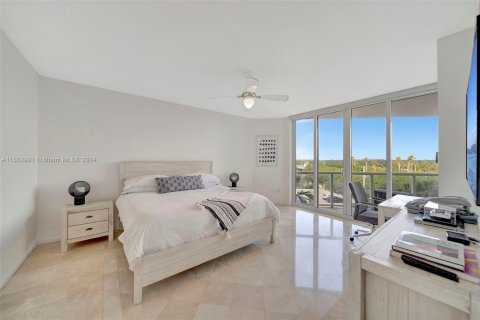 Condominio en venta en Hollywood, Florida, 3 dormitorios, 184.69 m2 № 1417207 - foto 17