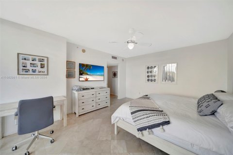 Condominio en venta en Hollywood, Florida, 3 dormitorios, 184.69 m2 № 1417207 - foto 19