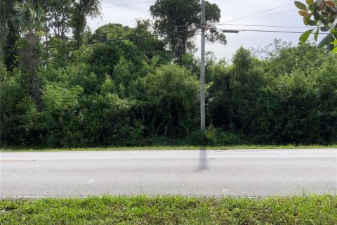 Terreno en venta en St. Lucie, Florida № 661998 - foto 3