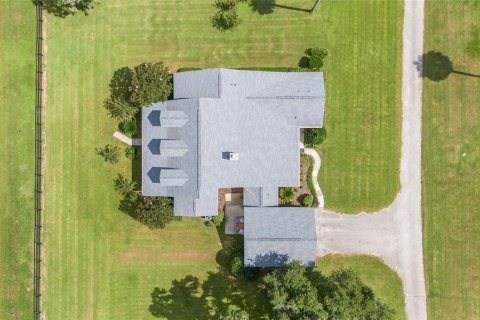 House in Ocala, Florida 8 bedrooms, 528.15 sq.m. № 1308081 - photo 14