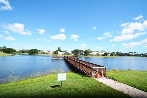 Villa ou maison à vendre à Boynton Beach, Floride: 3 chambres, 155.7 m2 № 1121010 - photo 2