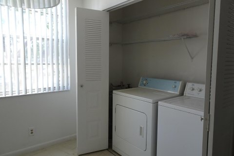 Condominio en venta en Delray Beach, Florida, 2 dormitorios, 93.37 m2 № 1121009 - foto 11