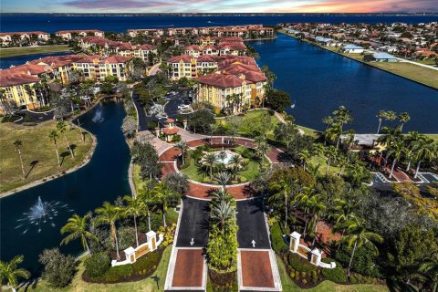 Copropriété à vendre à Punta Gorda, Floride: 3 chambres, 177.91 m2 № 863892 - photo 1