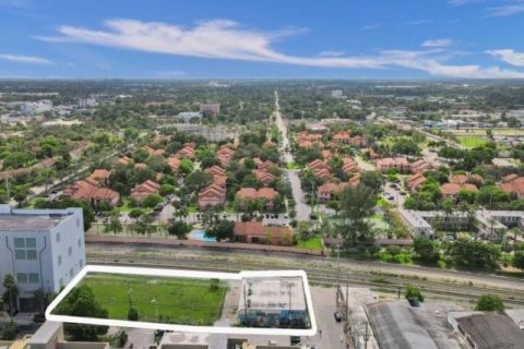 Купить земельный участок в Форт-Лодердейл, Флорида № 668689 - фото 7