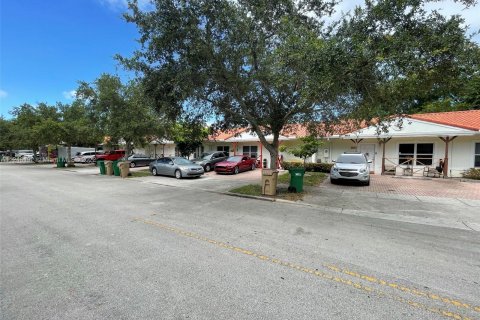 Купить коммерческую недвижимость в Дейви, Флорида № 33387 - фото 30