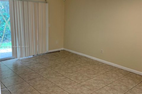 Купить коммерческую недвижимость в Дейви, Флорида № 33387 - фото 13