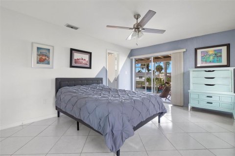 Duplex à vendre à Punta Gorda, Floride: 2 chambres, 102.66 m2 № 1219378 - photo 15