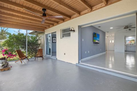 Duplex à vendre à Punta Gorda, Floride: 2 chambres, 102.66 m2 № 1219378 - photo 22