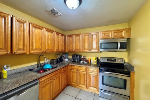 Copropriété à vendre à Orlando, Floride: 2 chambres, 108.23 m2 № 1342961 - photo 6