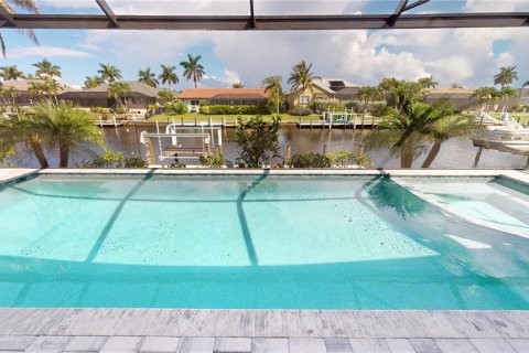 Villa ou maison à vendre à Punta Gorda, Floride: 3 chambres, 205.69 m2 № 1307609 - photo 30