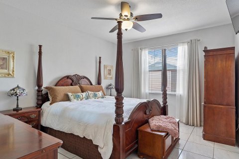 Casa en venta en Miami Lakes, Florida, 3 dormitorios, 199.18 m2 № 1132686 - foto 25
