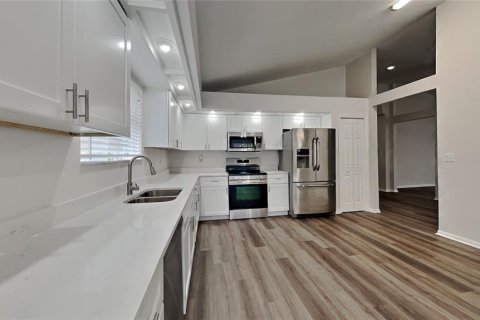 Casa en venta en Tampa, Florida, 3 dormitorios, 214.7 m2 № 1371859 - foto 4