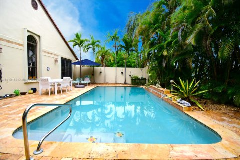 House in Boca Raton, Florida 2 bedrooms, 179.86 sq.m. № 1270522 - photo 24