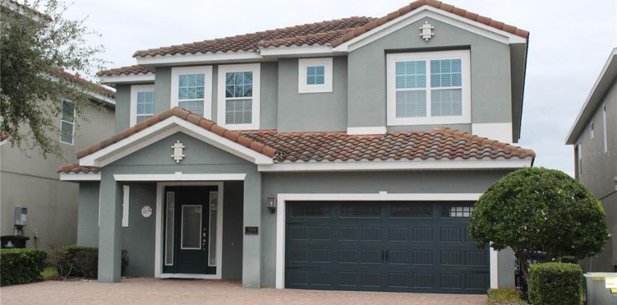 Casa en Kissimmee, Florida 9 dormitorios, 430.14 m2 № 1327307