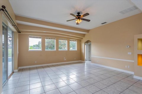 Villa ou maison à vendre à Orlando, Floride: 5 chambres, 338.16 m2 № 1392737 - photo 2