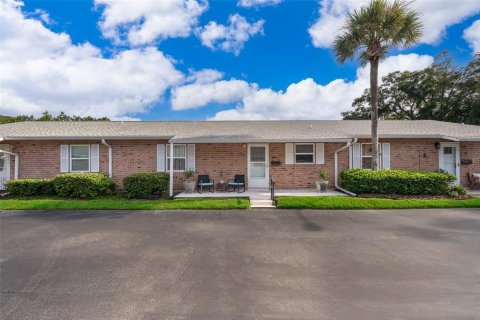 Copropriété à vendre à DeLand, Floride: 2 chambres, 83.52 m2 № 1307734 - photo 2