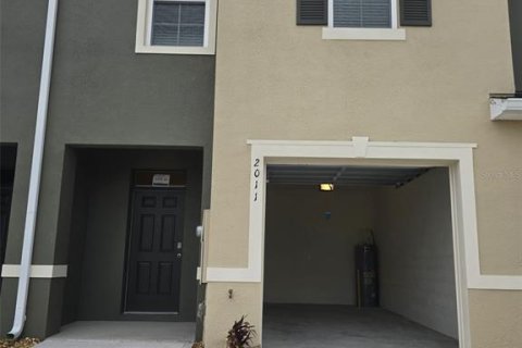 Townhouse in Davenport, Florida 3 bedrooms, 155.43 sq.m. № 1350286 - photo 3