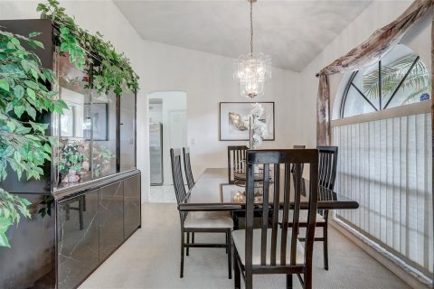 Villa ou maison à vendre à Kissimmee, Floride: 4 chambres, 189.24 m2 № 1350317 - photo 8