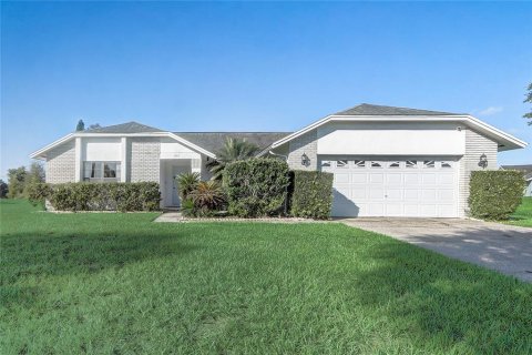 Villa ou maison à vendre à Kissimmee, Floride: 4 chambres, 189.24 m2 № 1350317 - photo 1