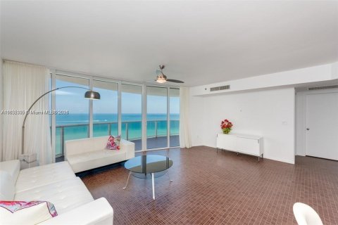 Condo in Sunny Isles Beach, Florida, 2 bedrooms  № 1305037 - photo 5