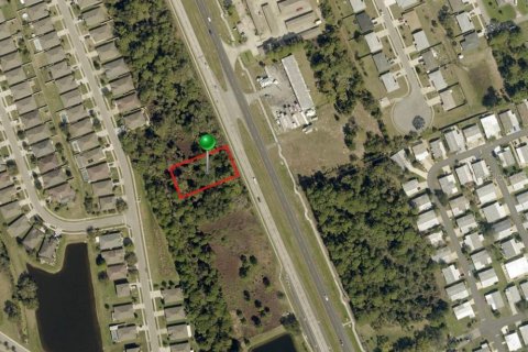 Terreno en venta en Edgewater, Florida № 830886 - foto 3