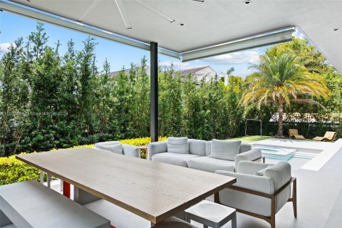 Casa en venta en Key Biscayne, Florida, 5 dormitorios, 358.05 m2 № 1189064 - foto 9