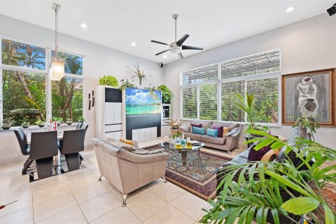 Casa en venta en Miramar, Florida, 4 dormitorios, 229.47 m2 № 1189020 - foto 20