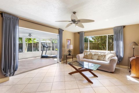 Casa en venta en Sarasota, Florida, 3 dormitorios, 192.49 m2 № 1390252 - foto 15