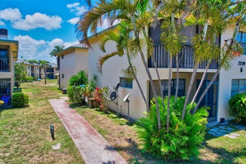 Copropriété à vendre à Delray Beach, Floride: 2 chambres, 78.78 m2 № 1217074 - photo 13