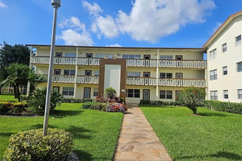 Condo in Boca Raton, Florida, 1 bedroom  № 1208694 - photo 16