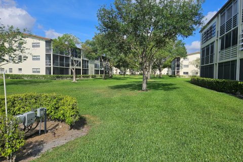 Copropriété à vendre à Boca Raton, Floride: 1 chambre, 66.43 m2 № 1208694 - photo 2